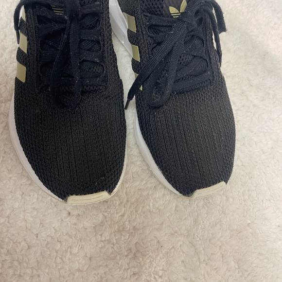 Adidas Women’s Swift-run - Picture 4 of 7